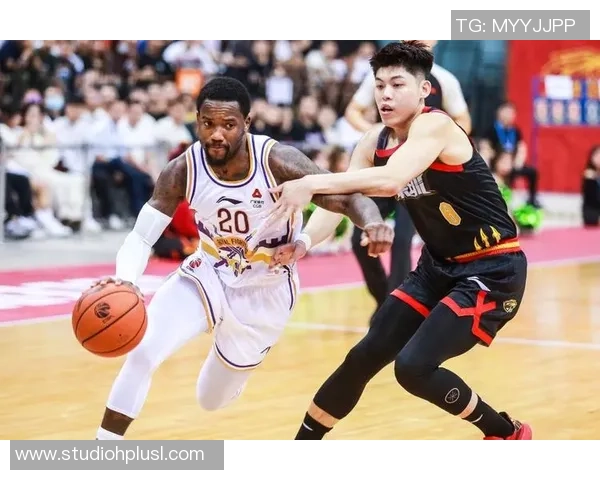 深圳篮球队在篮球速度排行榜中荣登第六名引发热议 深圳篮球队在篮球速度排行榜中荣登第六名引发热议