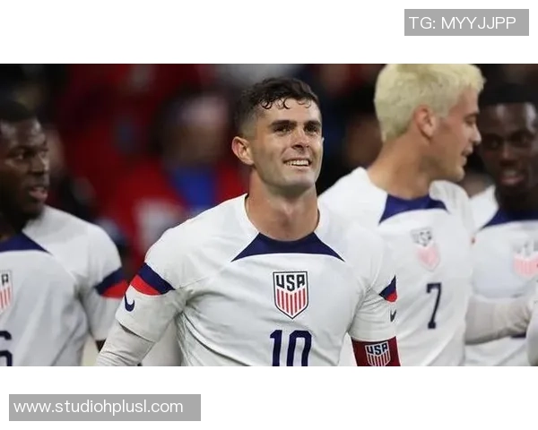 美国足球明星最新排名揭晓引发热议与关注 美国足球明星最新排名揭晓引发热议与关注