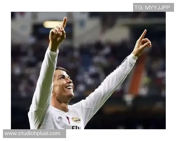 足球明星私下里的害羞瞬间大揭秘让你大开眼界的精彩视频合集 足球明星私下里的害羞瞬间大揭秘让你大开眼界的精彩视频合集